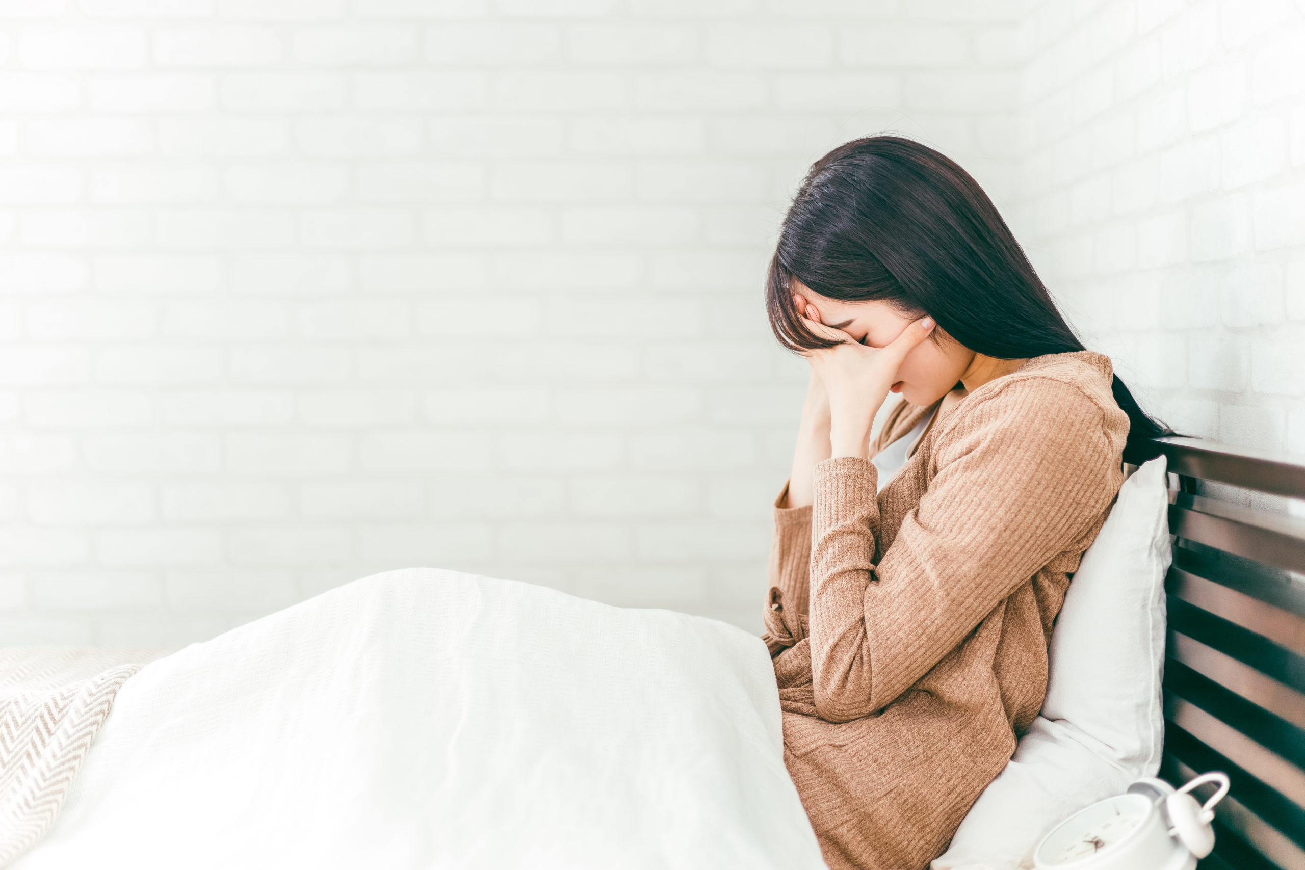 「生理前のイライラや肌荒れ、もしかして食事のせい？」産婦人科医の約90%がPMS患者の増加を実感